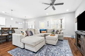 NEW Auburn townhome perfect for families! 3/3.5 - Image 2