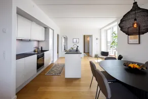 Luxury penthouse with private rooftop terrace - Image 3