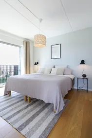 Luxury penthouse with private rooftop terrace - Image 4