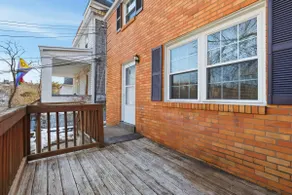 Modern Beechview Stay Near Downtown Pittsburgh - Image 3