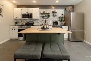 Luxurious One-Bedroom Gem Near Conneaut Lake - Image 4