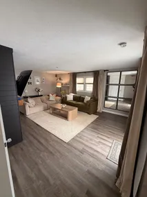 Cozy Getaway - spacious home 15 min to Notre Dame - Image 4