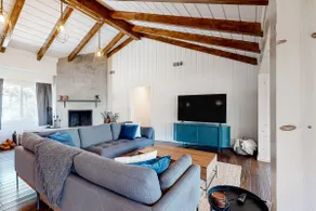 Charming 4BR | Fireplace | Deck - Image 3