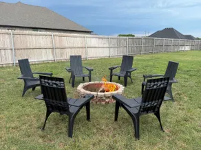 15 Min to Fort Sill • 5BR Sleeps 12 • Game Room - Image 5