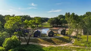 Two Lakefront Cabins: King Beds, Ofuro Tubs, View - Image 2