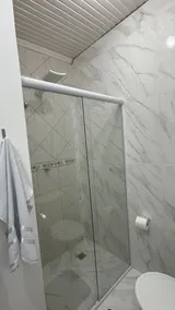 Complete flat in an excellent location - Image 4