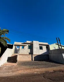 Small house with laundry room and garage – Exit to Maringá - Image 3