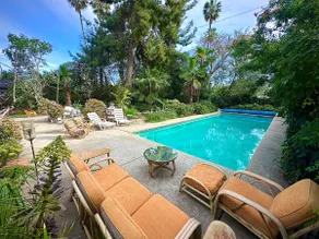 Private Palm Oasis in Lake Balboa - Image 4