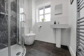 WhiskAwayStays - Walkers Lane - Family Home - Image 5