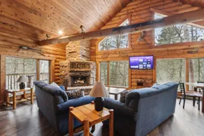 Peaceful Pines Cabin on Mirror Lake - Image 4