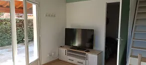 House in private residence with shared pool - Image 5