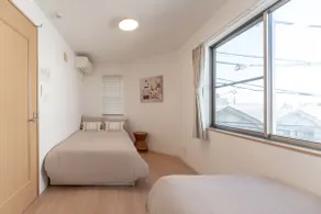 101㎡ Entire House | Up to 8 People | Free Parking | 6 Minutes to Shinjuku | 8 Minutes on Foot to Koenji - Image 4