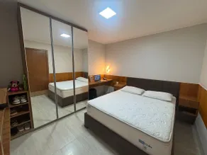 Flat Crystal Place - Image 4