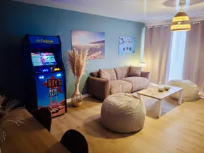 Beverly Hills - Family suite in residence - Image 5