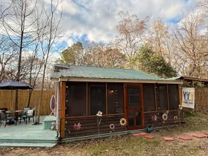 The Camellia Cottage - Image 2
