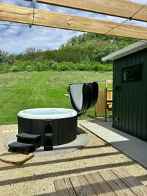 The Lodge Modern Cabin w/ Hot Tub Hiking Camping - Image 3