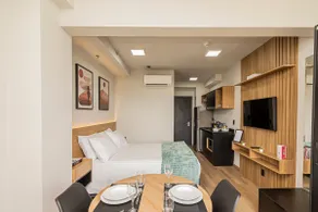 SKY_1609R - A/C and Queen bed, perfect for summer! - Image 2