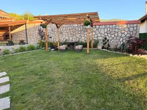 Elegant mountain house near Sapareva Banya - Image 2