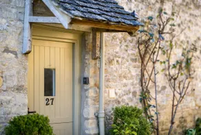 Green Hideaway | Bibury | Walk to Arlington Row - Image 4
