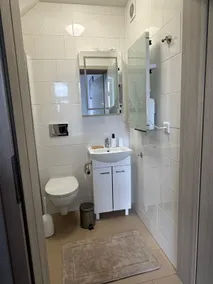 Apartment 3 - Image 3