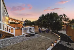 Blue Oasis | Sunset Views & Hot Tub - Image 4