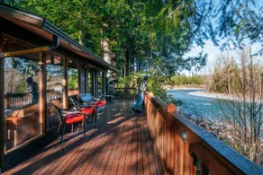 Sky Riverfront Lodge*Hot Tub*Mountain Views - Image 3