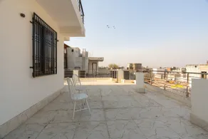 Homlee-Value 1 BR-Central Delhi-terrace-view-lift - Image 2