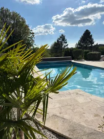 Accommodation with garden and private pool in Mont-Roland - Image 2