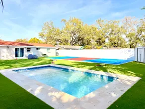 Pickleball Paradise w/ Heated Pool & Putting Green - Image 2