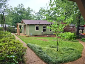 Peaceful Waters Cottage - Image 2