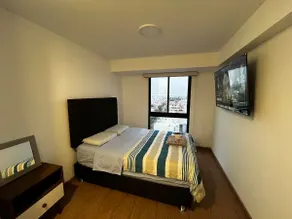 Modern Brand-New Apt 10 Min from Airport - Image 3