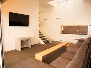 The Grand Garden Loft - Image 4