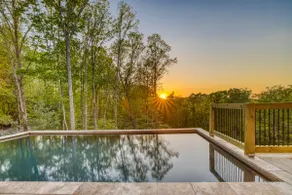Pool, Mtn Views, 5 min to downtown, 5 Kings - Image 2