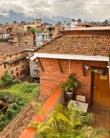 Brand New Sunlit Private Rooftop w/elevator | Yala - Image 5