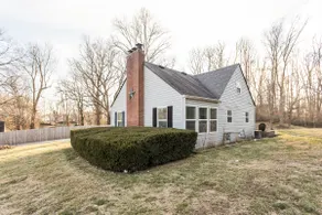 Cozy House in Danville - Sleeps 7 - Large Yard - Image 3
