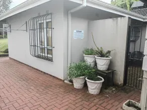 Khwezi Boutique Apartment 2 - Image 2