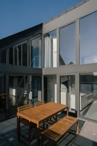 Spacious 2BR Duplex Apartment w/ Big Terrace - Image 5
