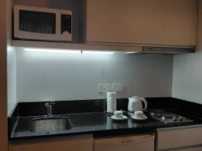 Rental Suites Pilar Studio with king size bed - Image 4