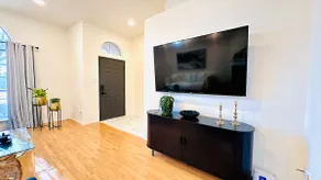 3BR home w/garage & backyard near Ft. Worth - Image 2