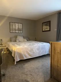 Trail Creek: Ski home to renovated 1st floor, 1br condo. Sleeps 4. - Image 4