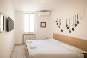 Design & Comfort Apartment near Central Station - Image 4
