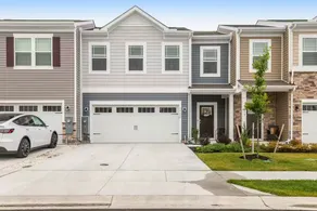 Flip-flop sandy toes townhouse - Image 2