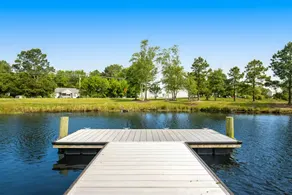 Flip-flop sandy toes townhouse - Image 3