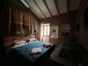 Waterfront fisherman's cottage - Image 5