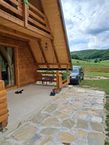 Suvi Vrh mountain cabin - Image 2