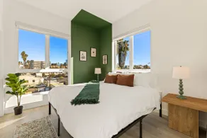 Chic and Cozy 1BD Unit in K-Town - Free Parking - Image 2