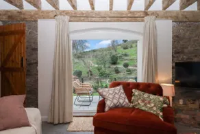 Charming Cottage With Log Burner in Dartmouth - Image 3
