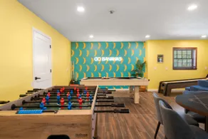 Pickleball, Heated Pool, Hot Tub & Games Retreat! - Image 5