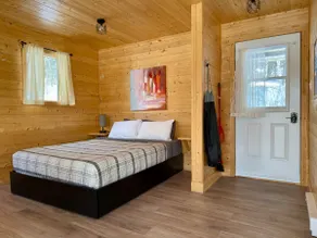 Intimate Mini-Chalet | Village on the CA/USA Border - Image 4