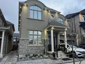 Designer 4BR Basement Aymond Suites Oakville - Image 2